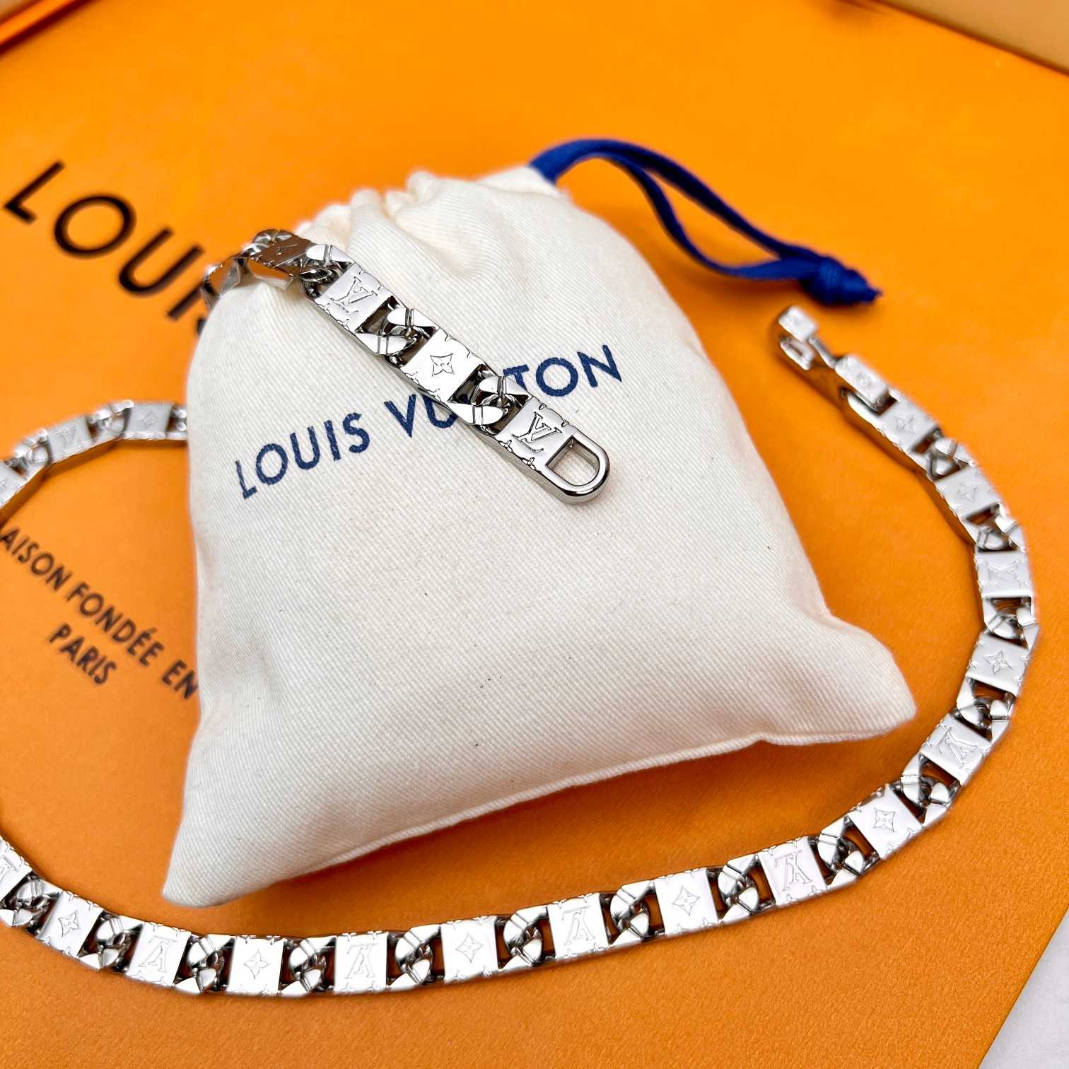 Louis Vuitton Monogram Tied Up Necklace    M00919 - FashionPlug