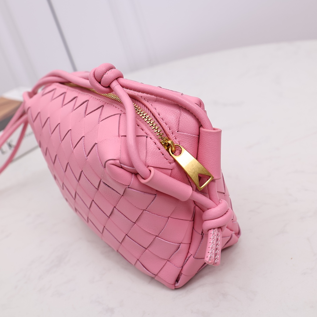 Bottega Veneta Candy Loop Camera Bag - FashionPlug