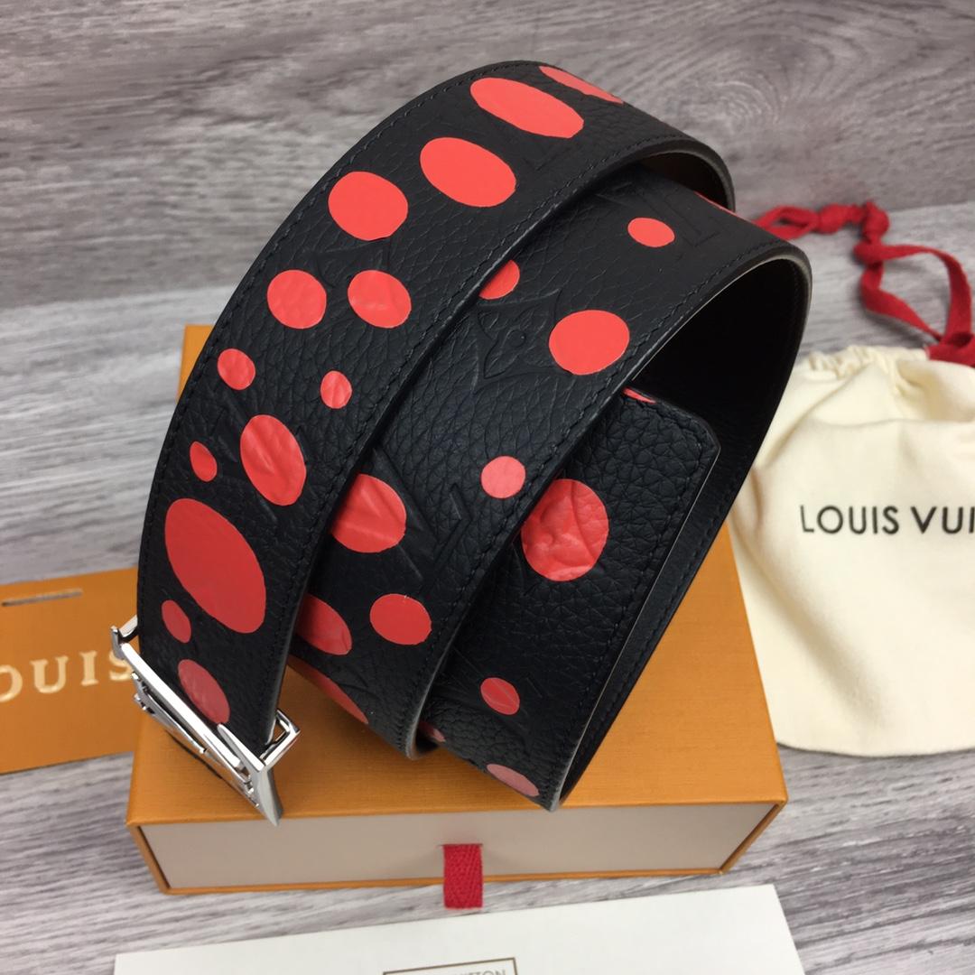 Louis Vuitton LV X YK LV Initiales 40MM Reversible Belt    - FashionPlug