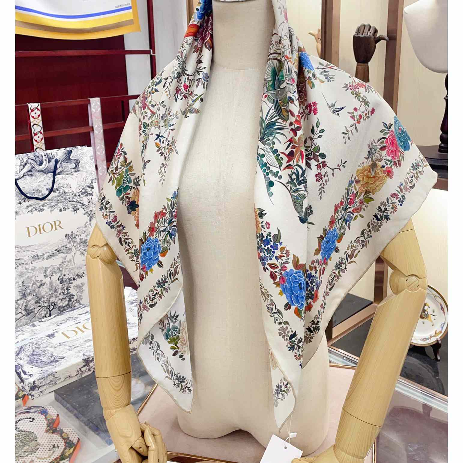 Dior Jardin d'Hiver 90 Square Scarf - FashionPlug