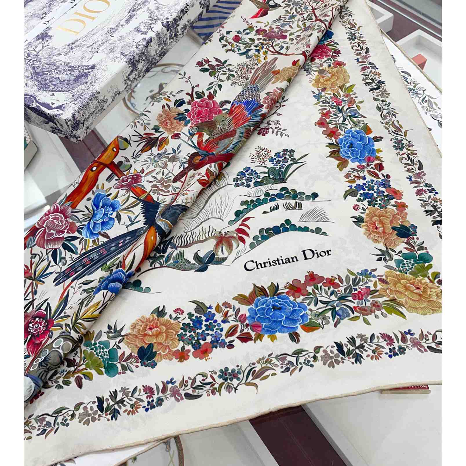 Dior Jardin d'Hiver 90 Square Scarf - FashionPlug
