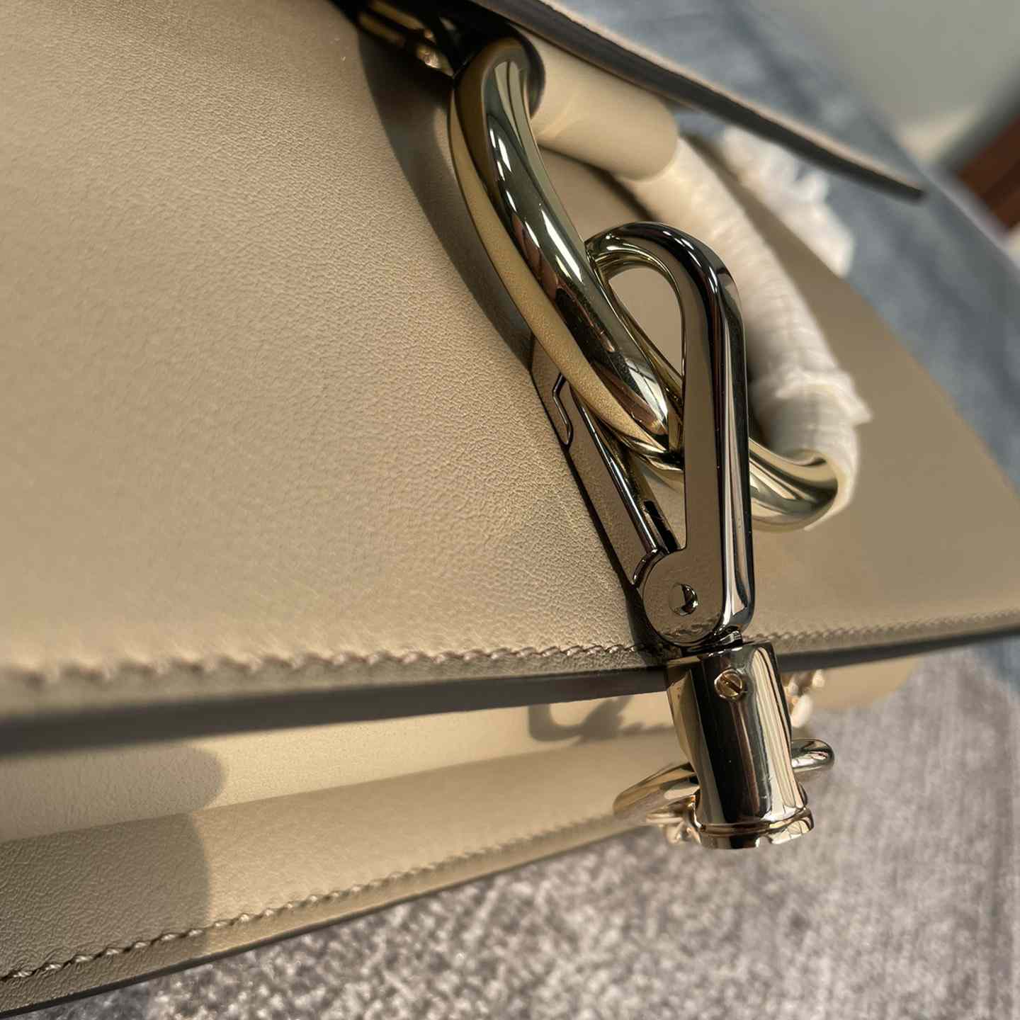 Chloe Faye Wallet On Strap(24-15-7cm) - FashionPlug