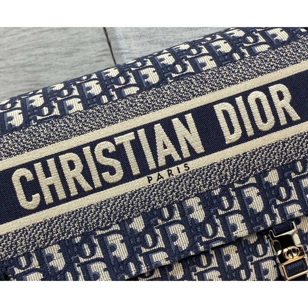 Dior Medium Diorcamp Bag  - FashionPlug