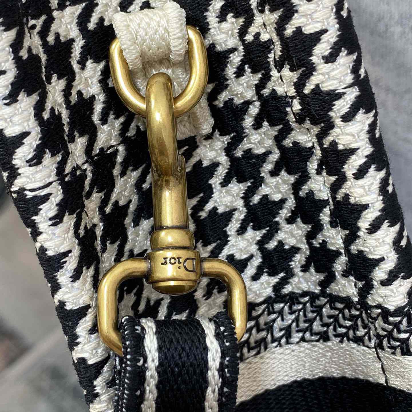 Dior Mini Dior Book Tote Phone Bag - FashionPlug