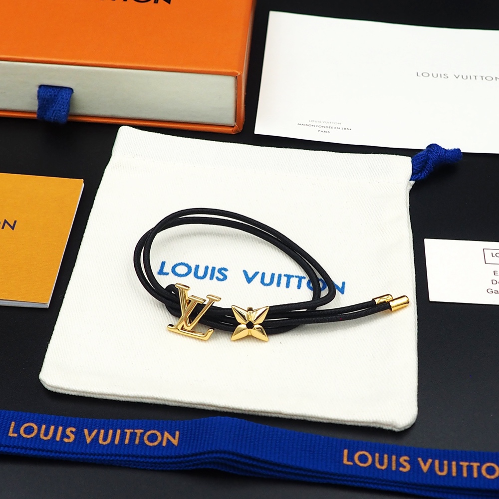 Louis Vuitton LV Bloom Bracelet     M8142Z - FashionPlug