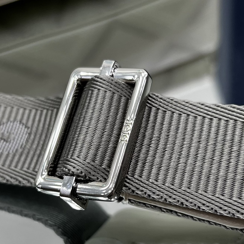 Dior Pouch With Strap - FashionPlug