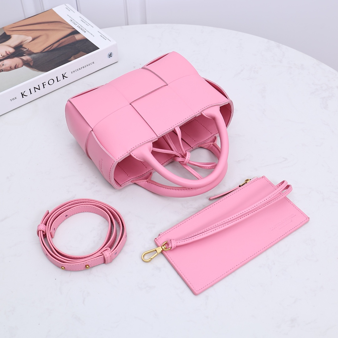Bottega Veneta Candy Arco Tote Bag - FashionPlug