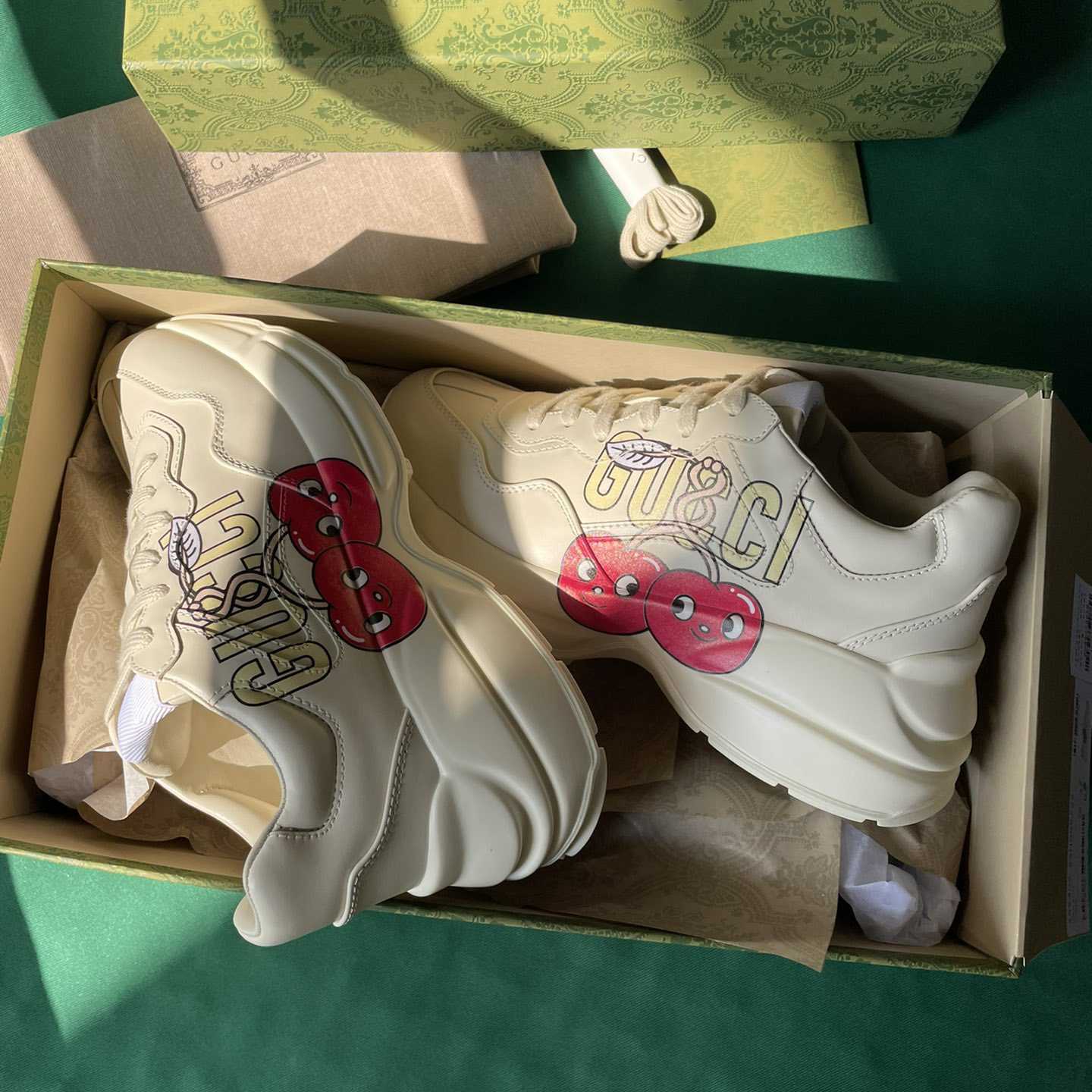 Gucci Rhyton Sneaker With CherryPrint(upon uk size) - FashionPlug