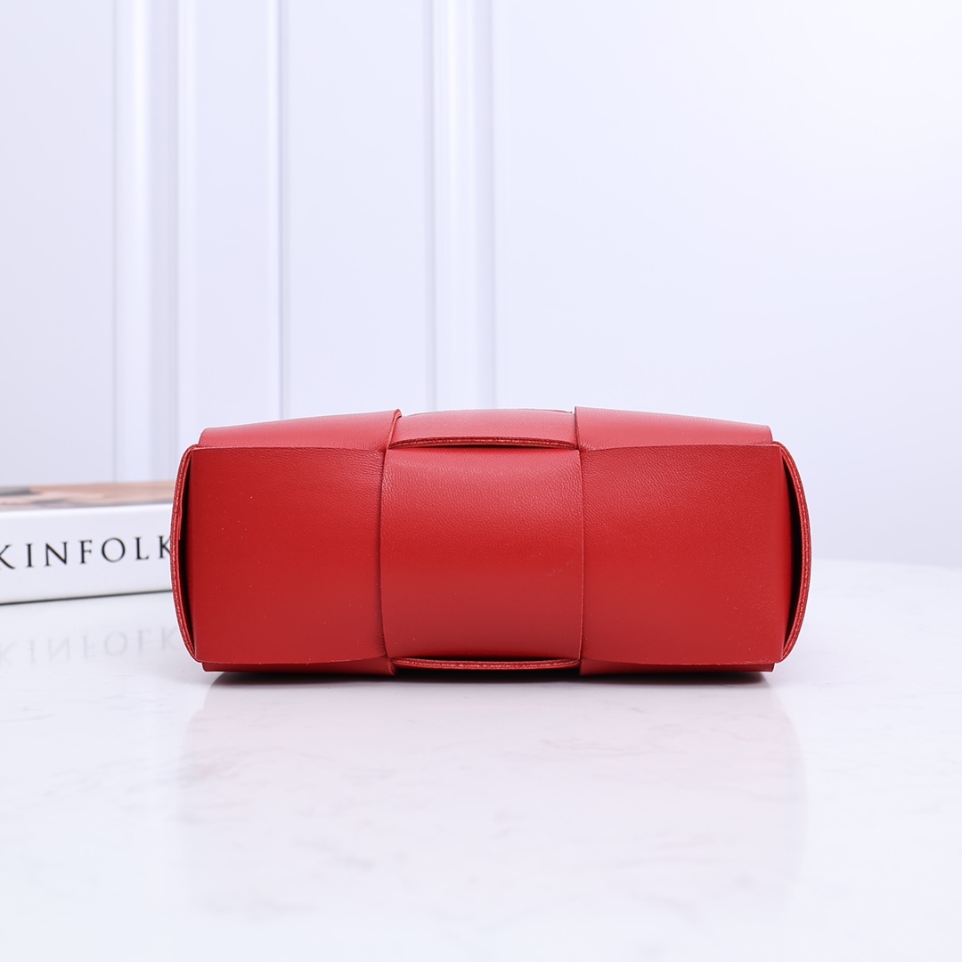 Bottega Veneta Candy Arco Tote Bag - FashionPlug