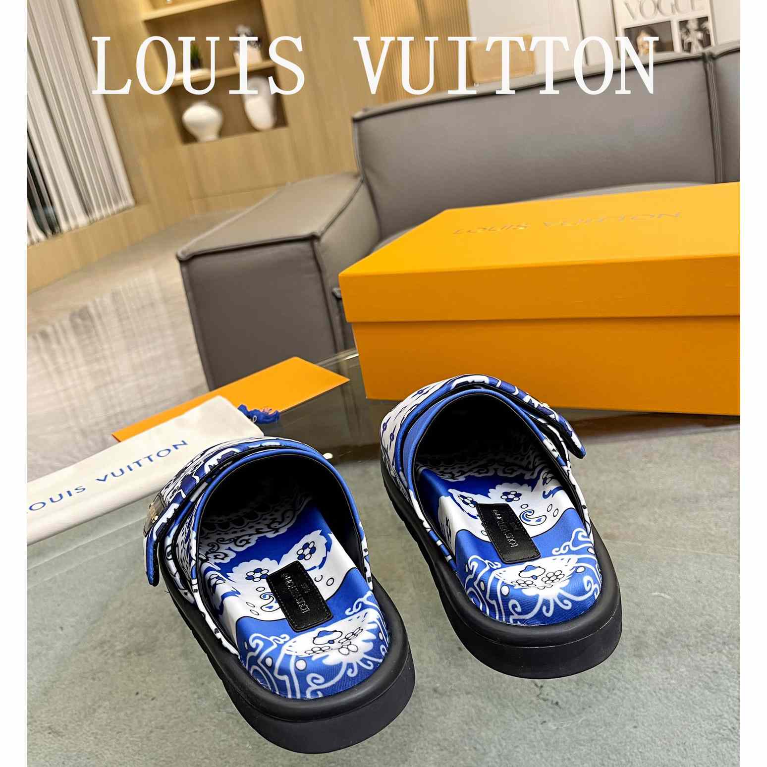 Louis Vuitton Slipper Pillow Flat Comfort Mule        1AAM52 - FashionPlug
