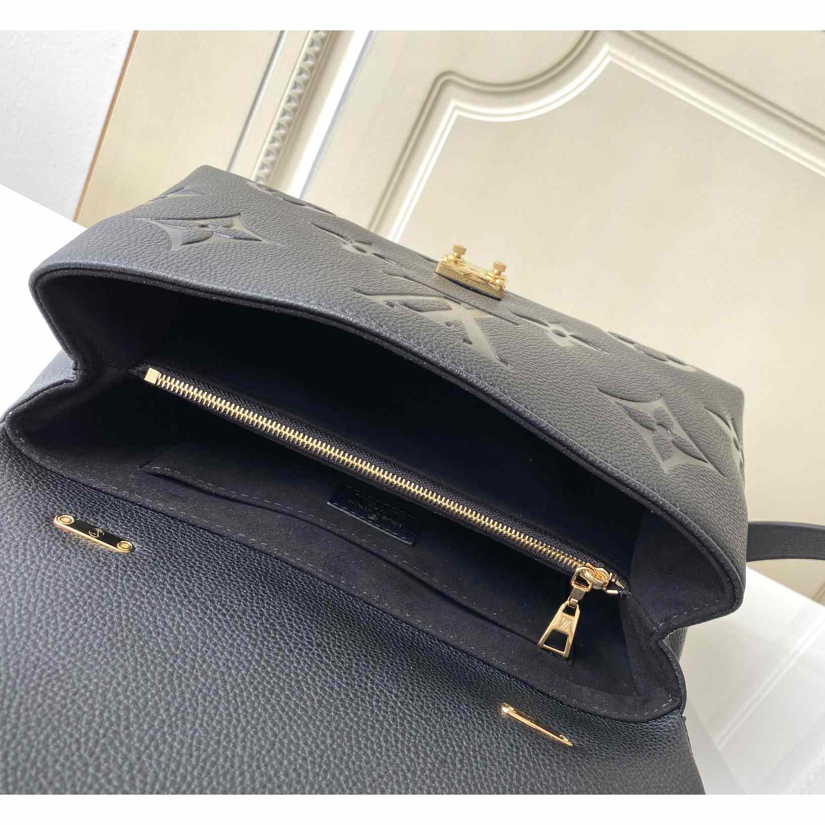 Louis Vuitton Madeleine Medium Bag (30-19.5-11cm)   M45976 - FashionPlug
