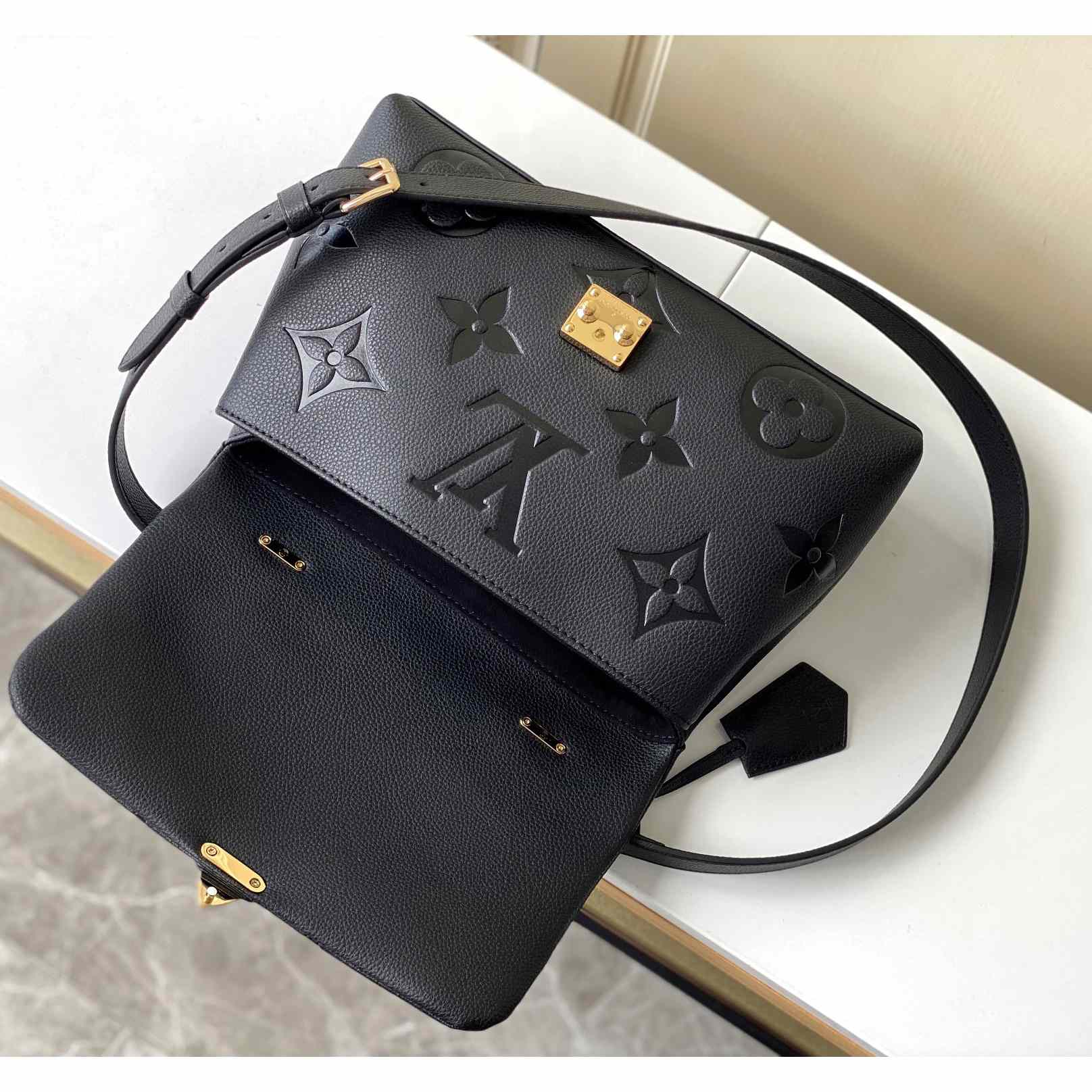 Louis Vuitton Madeleine Medium Bag (30-19.5-11cm)   M45976 - FashionPlug
