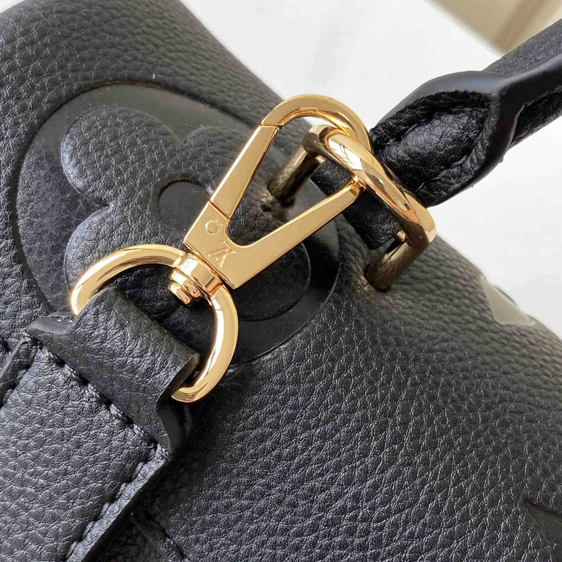 Louis Vuitton Madeleine Medium Bag (30-19.5-11cm)   M45976 - FashionPlug