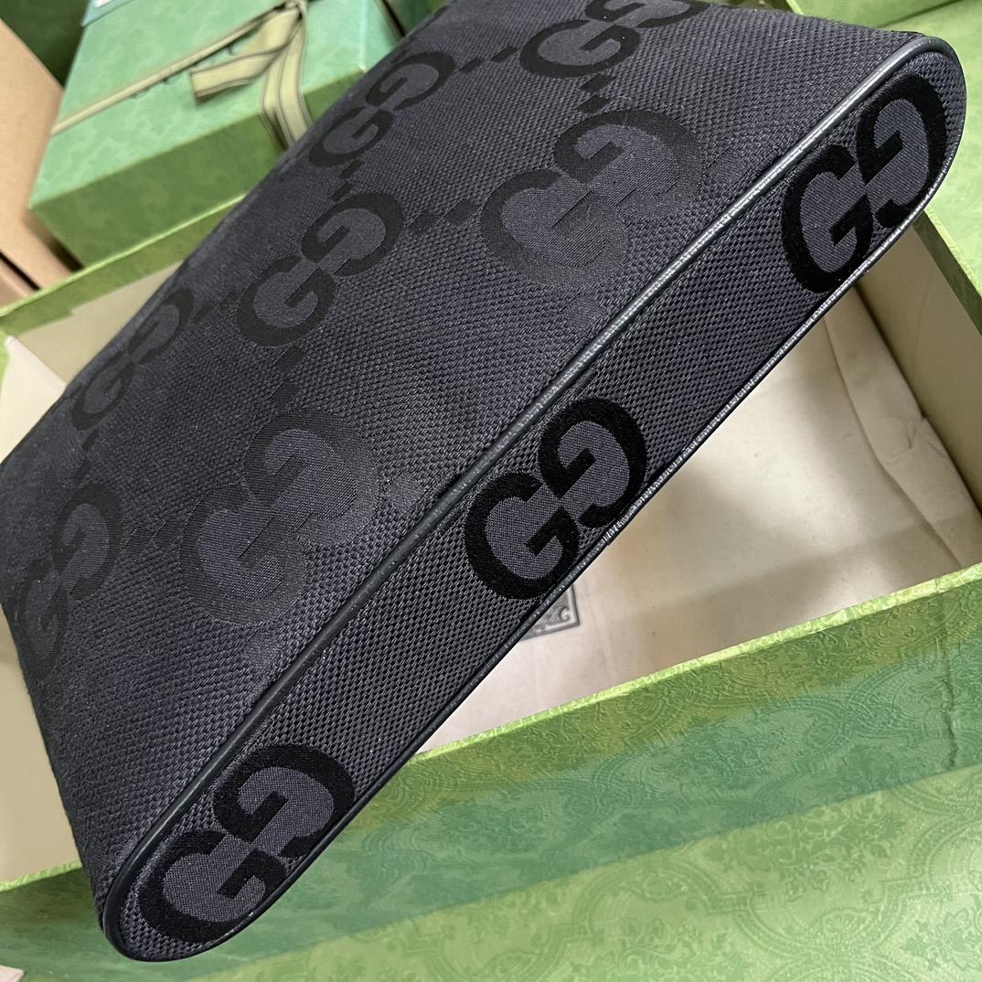 Gucci Jumbo GG Medium Messenger Bag - FashionPlug