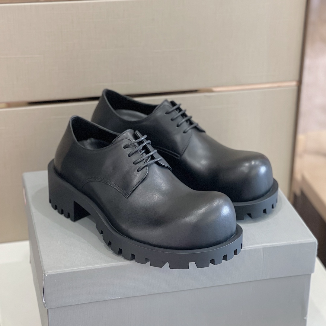 Balenciaga Men's Rhino Derby In Black  - FashionPlug