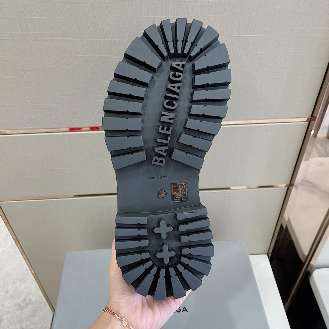 Balenciaga Men's Rhino Derby In Black  - FashionPlug