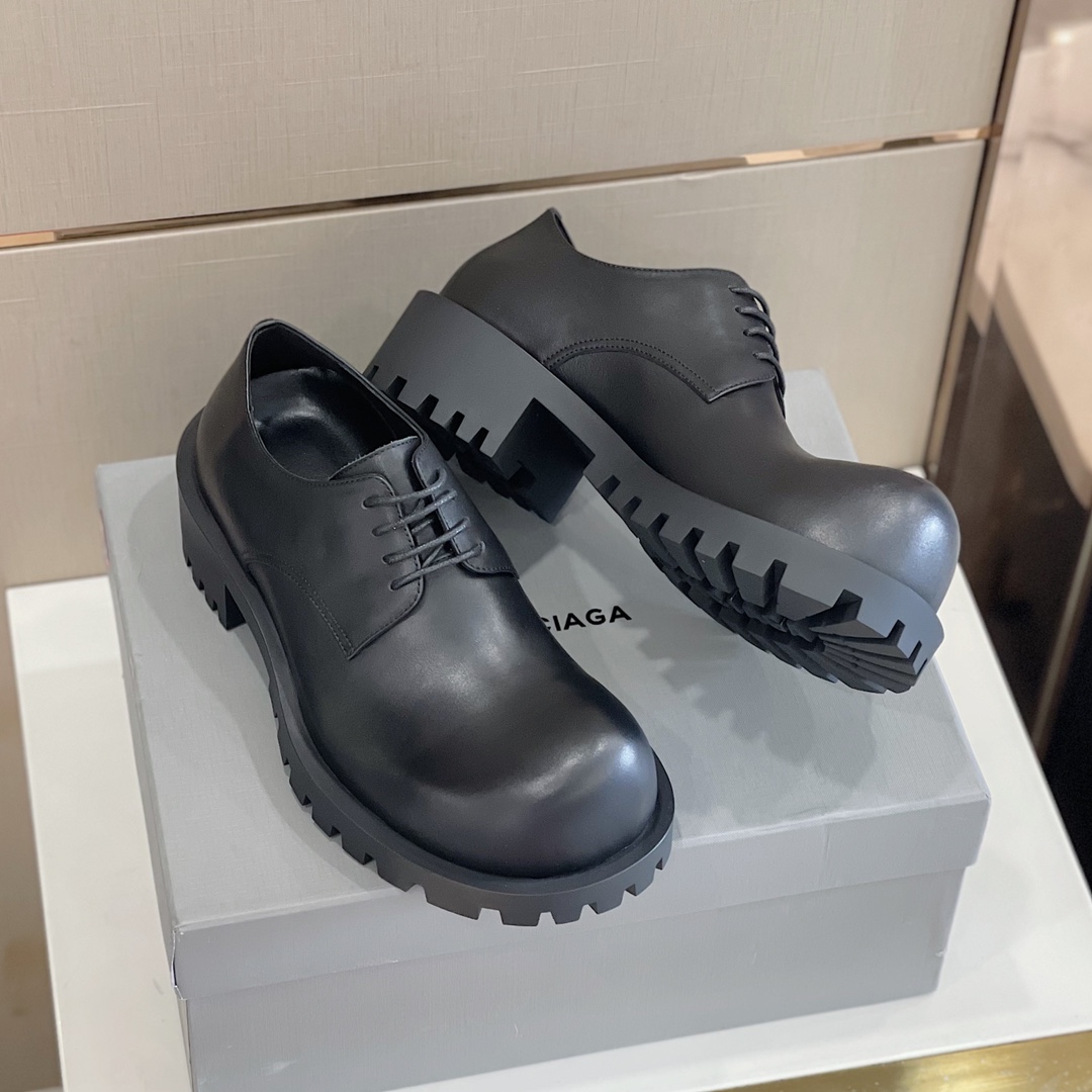 Balenciaga Men's Rhino Derby In Black  - FashionPlug
