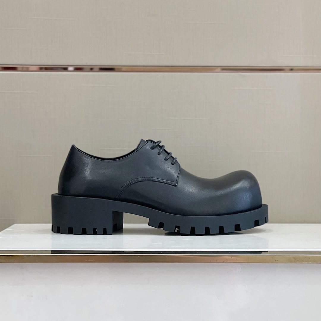Balenciaga Men's Rhino Derby In Black  - FashionPlug