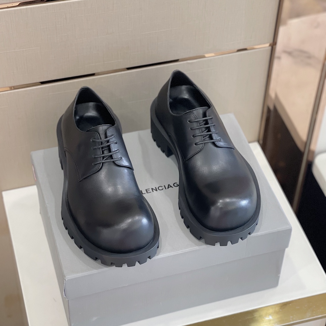 Balenciaga Men's Rhino Derby In Black  - FashionPlug