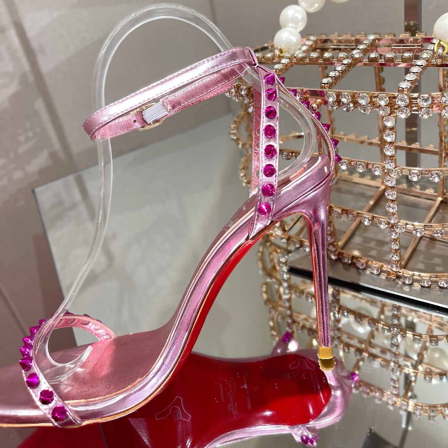 Christian Louboutin Nudes Rosalie Leather Sandals - FashionPlug