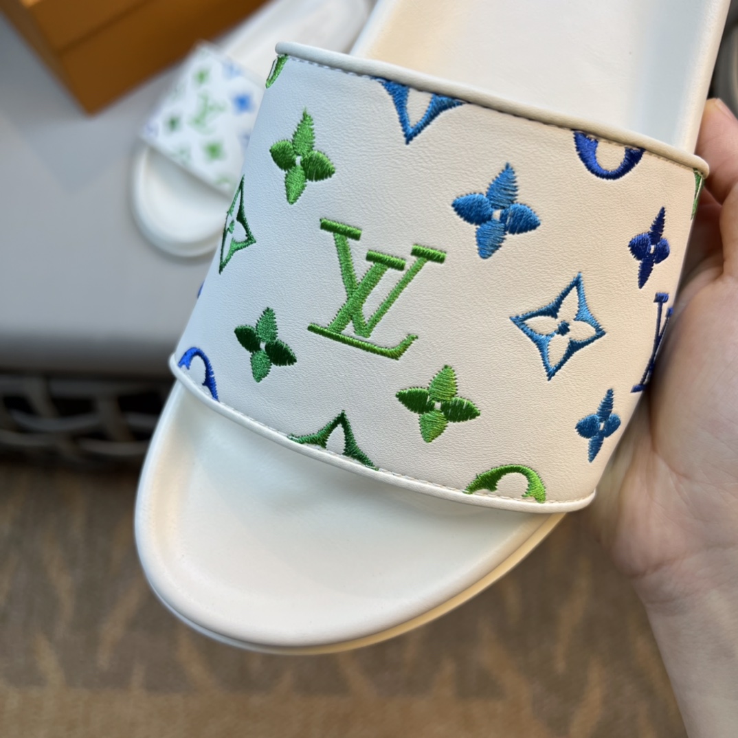 Louis Vuitton Monogram Sandals - FashionPlug