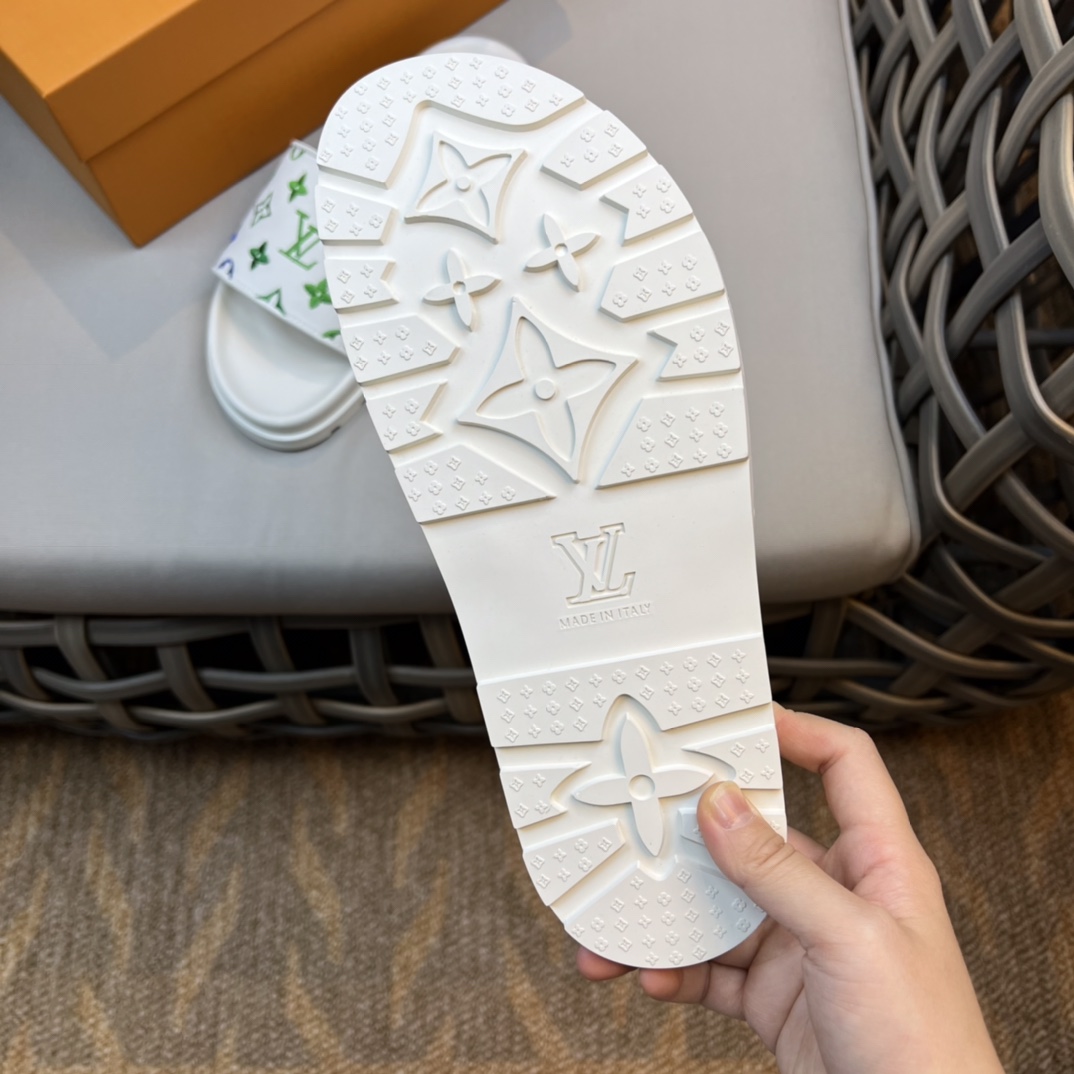 Louis Vuitton Monogram Sandals - FashionPlug