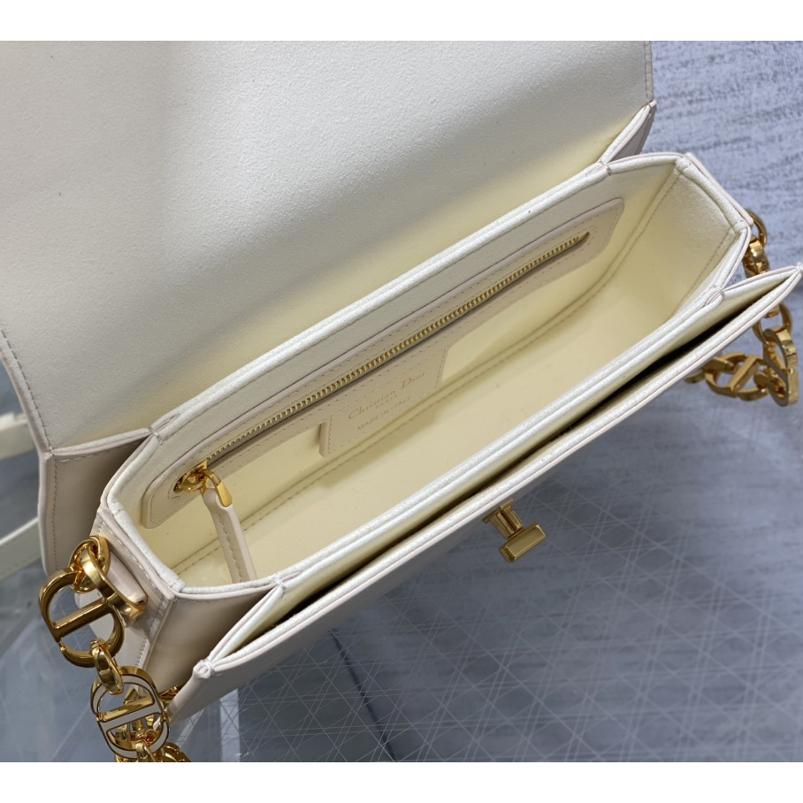 Dior 30 Montaigne Avenue Bag - FashionPlug