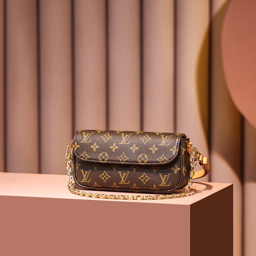 Louis Vuitton Wallet on Chain Ivy(23.5*12*4.3cm)     M81911 - FashionPlug