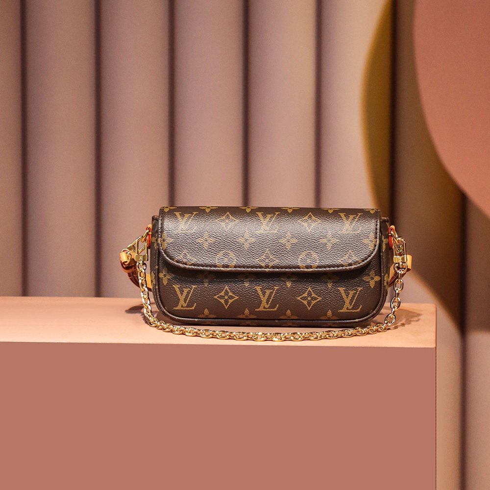Louis Vuitton Wallet on Chain Ivy(23.5*12*4.3cm)     M81911 - FashionPlug