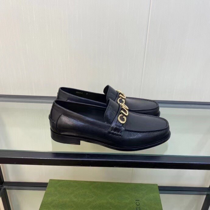 Gucci Leather Loafer - FashionPlug