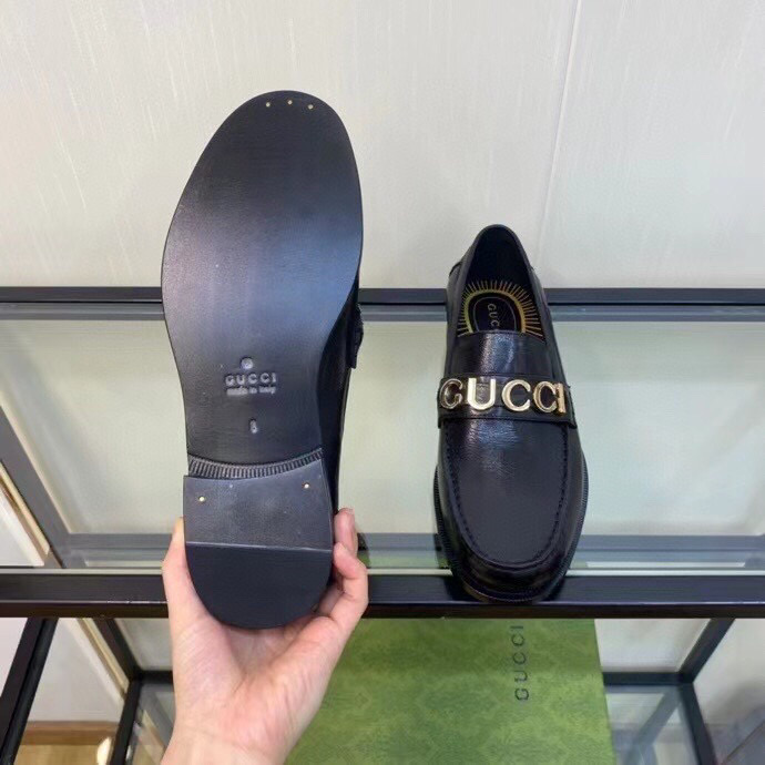 Gucci Leather Loafer - FashionPlug