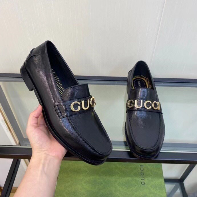 Gucci Leather Loafer - FashionPlug