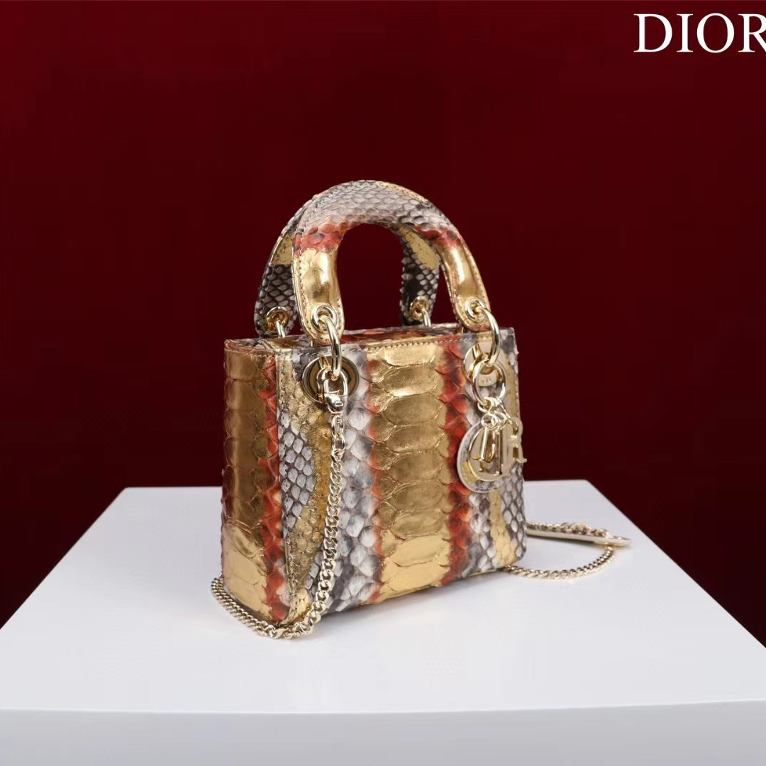 Dior Lady Dior Bag (17-15-7 cm) - FashionPlug