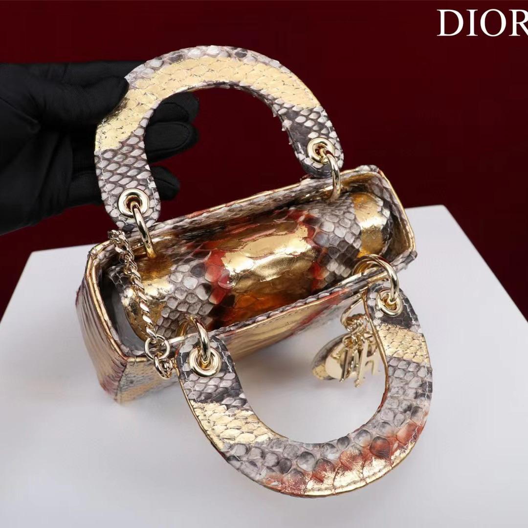 Dior Lady Dior Bag (17-15-7 cm) - FashionPlug