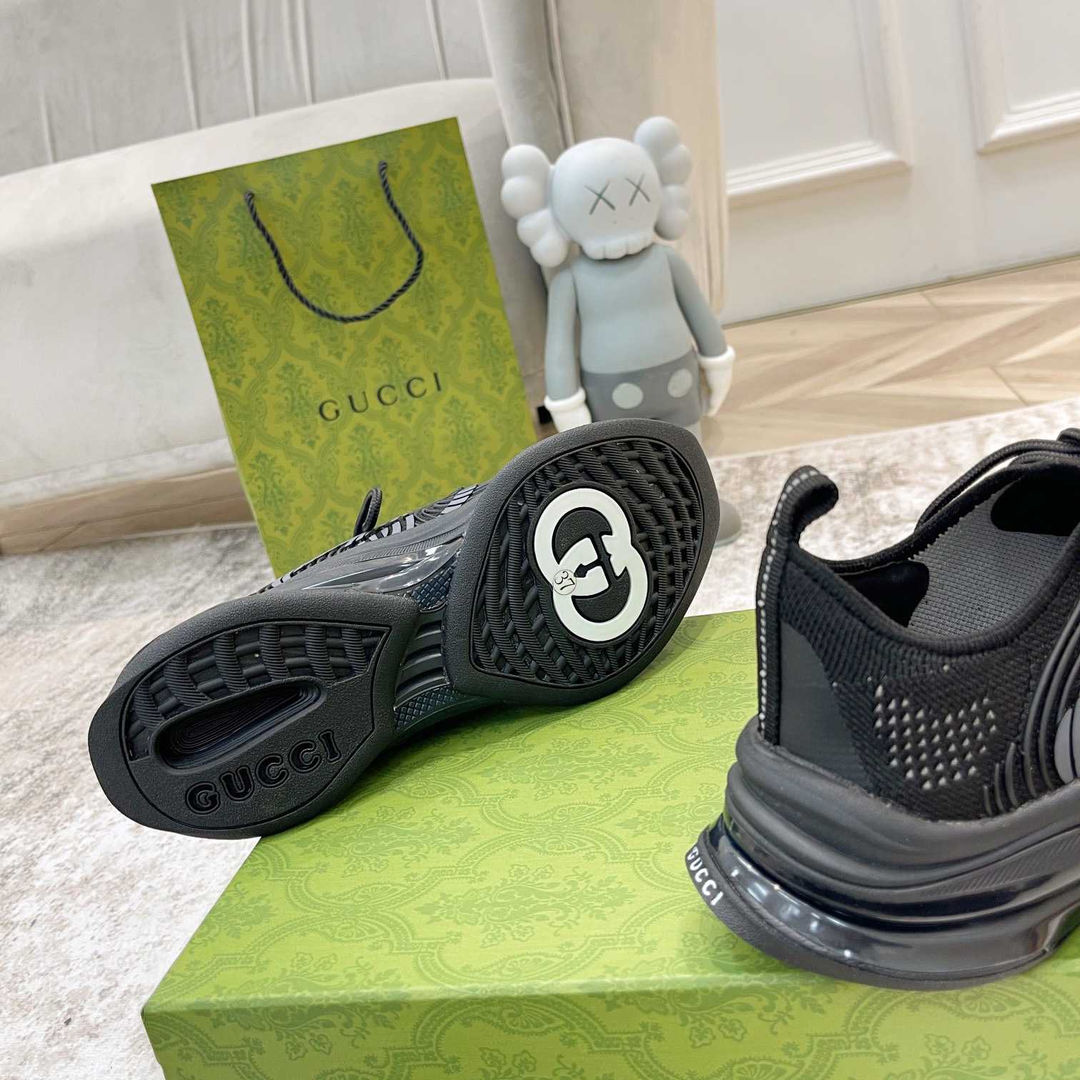 Gucci Run Sneaker  - FashionPlug