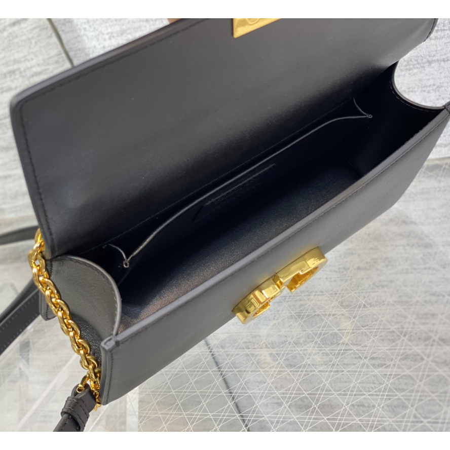 Dior 30 Montaigne Bag - FashionPlug