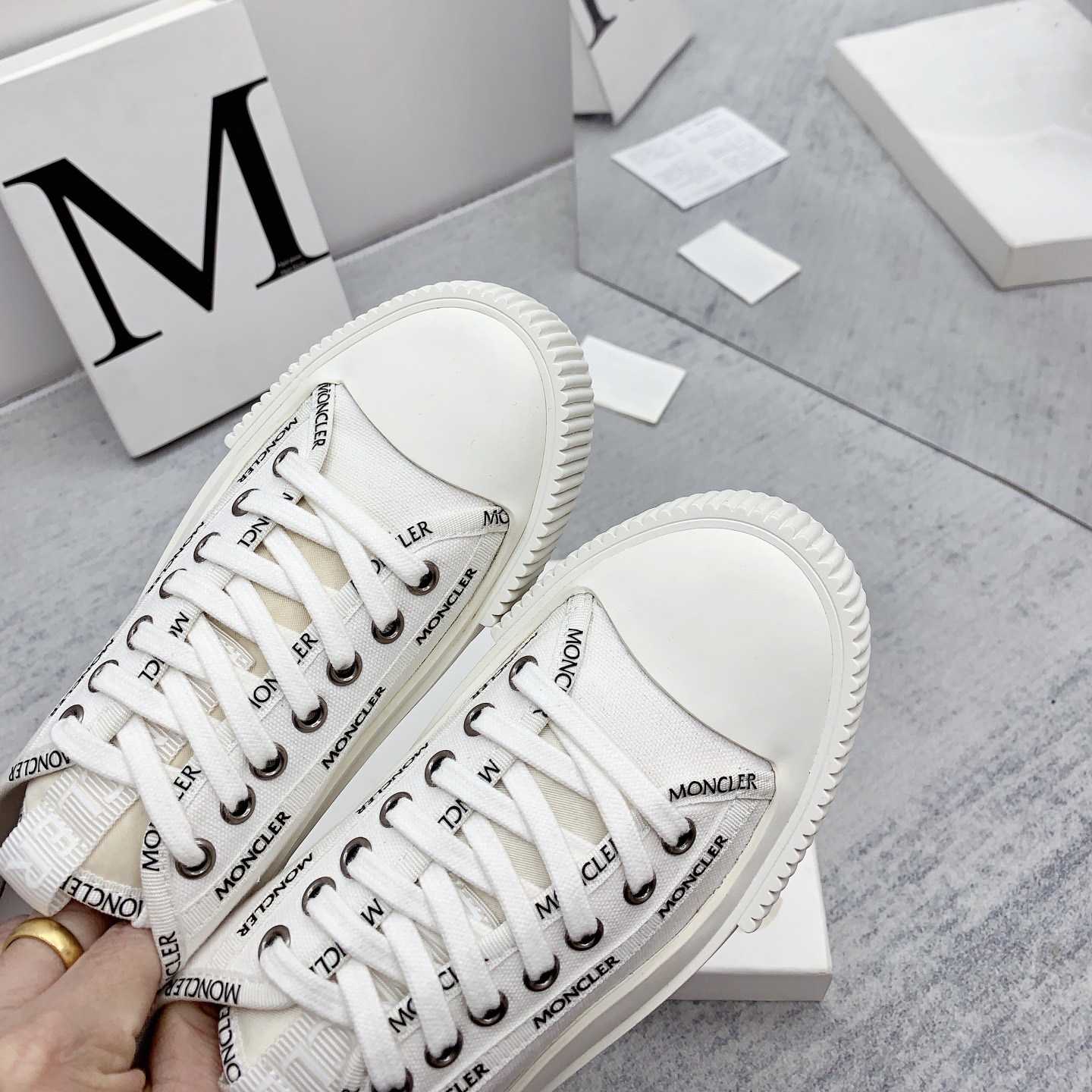 Moncler Glissiere Low-Top Sneakers - FashionPlug