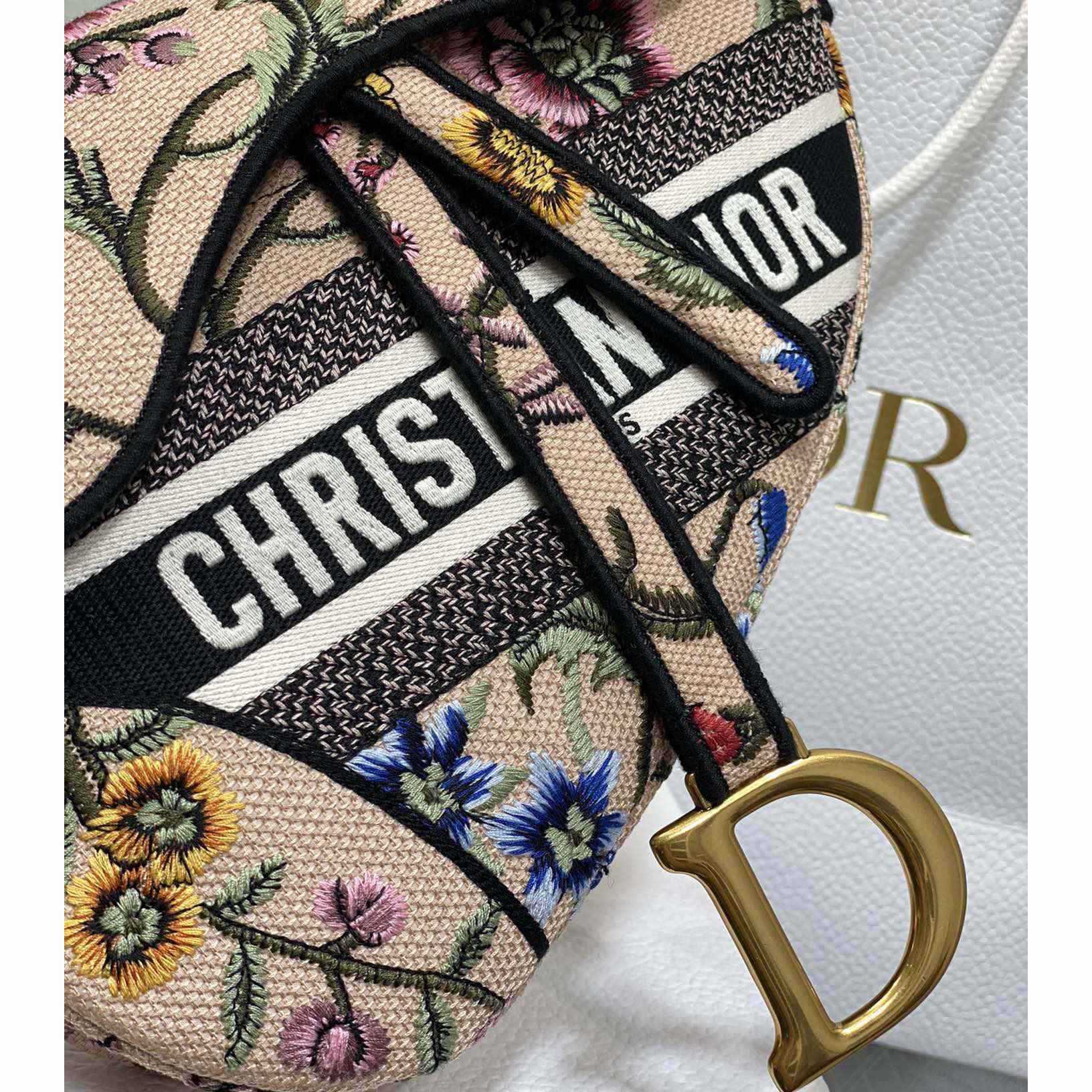 Dior Saddle Bag  - FashionPlug