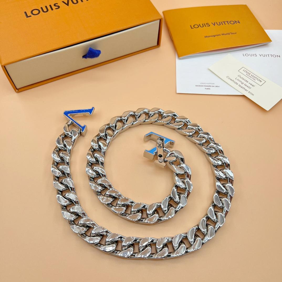 Louis Vuitton LV Chain Necklace    M00907 - FashionPlug