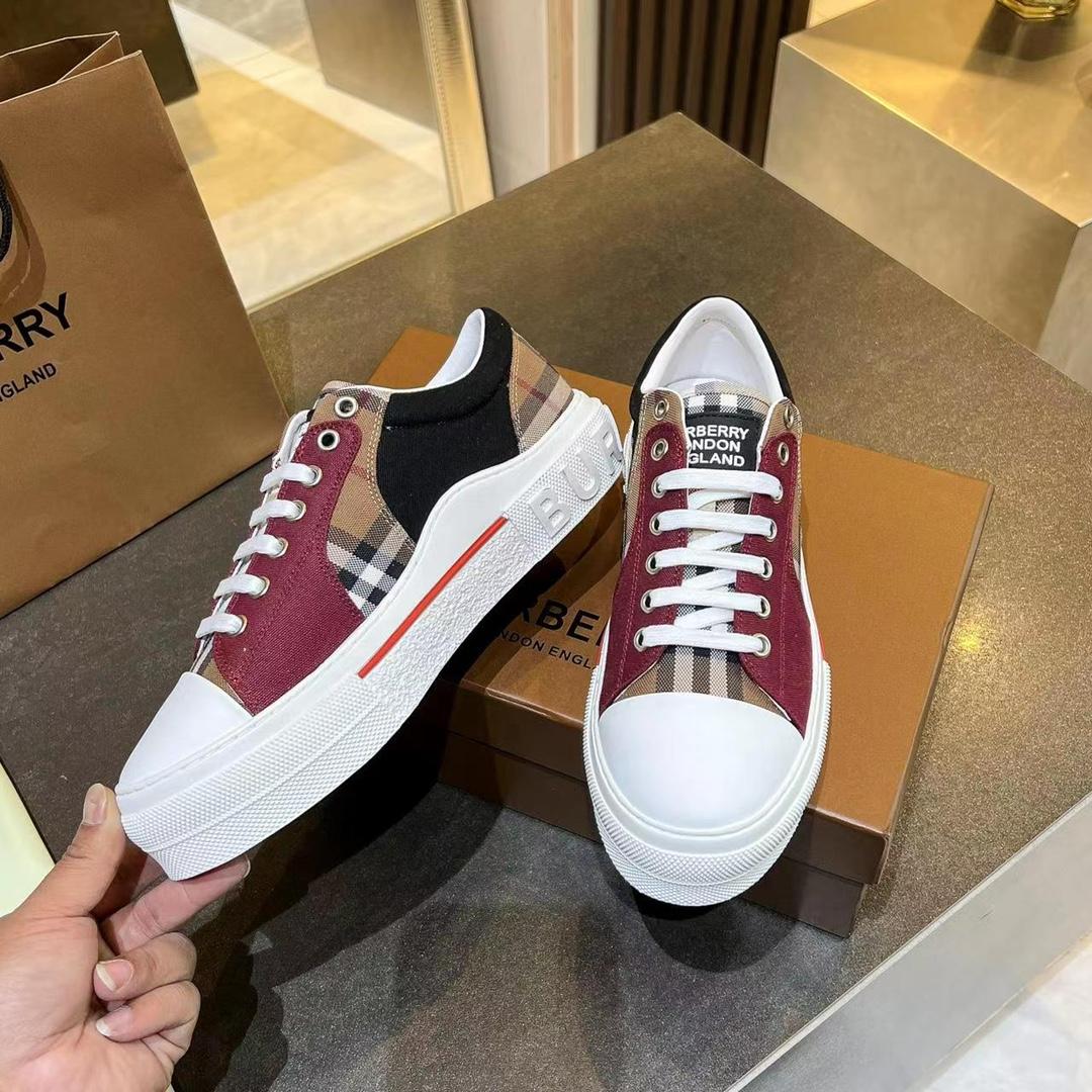 Burberry Kai Check Low-Top Sneakers - FashionPlug