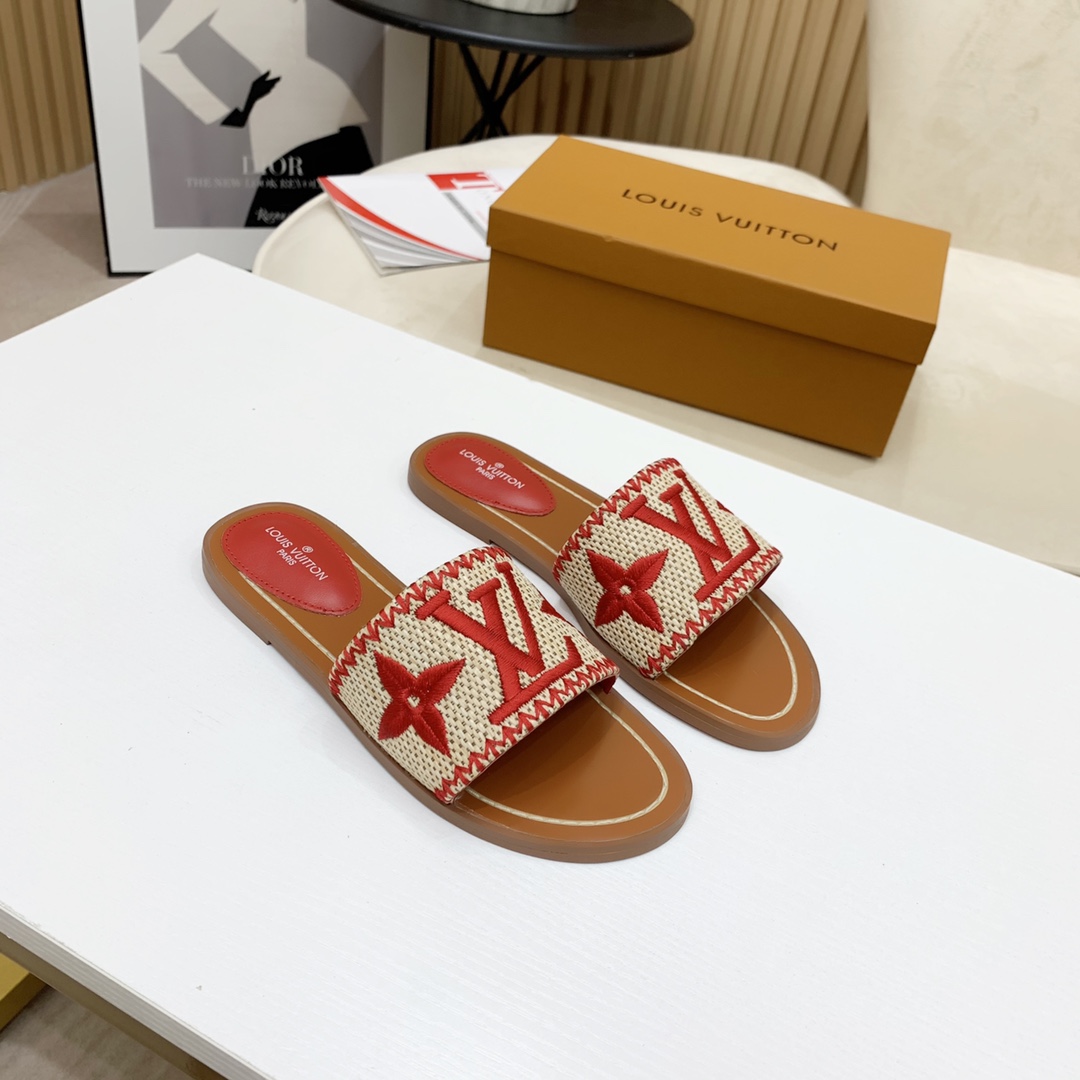Louis Vuitton Lock It Flat Mule - FashionPlug