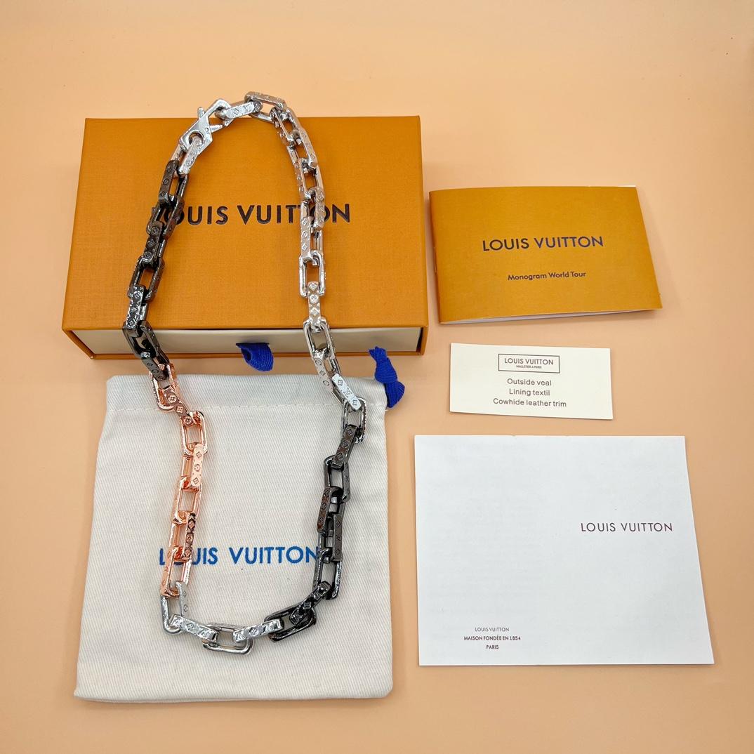 Louis Vuitton Monogram Chain Necklace    M01190 - FashionPlug