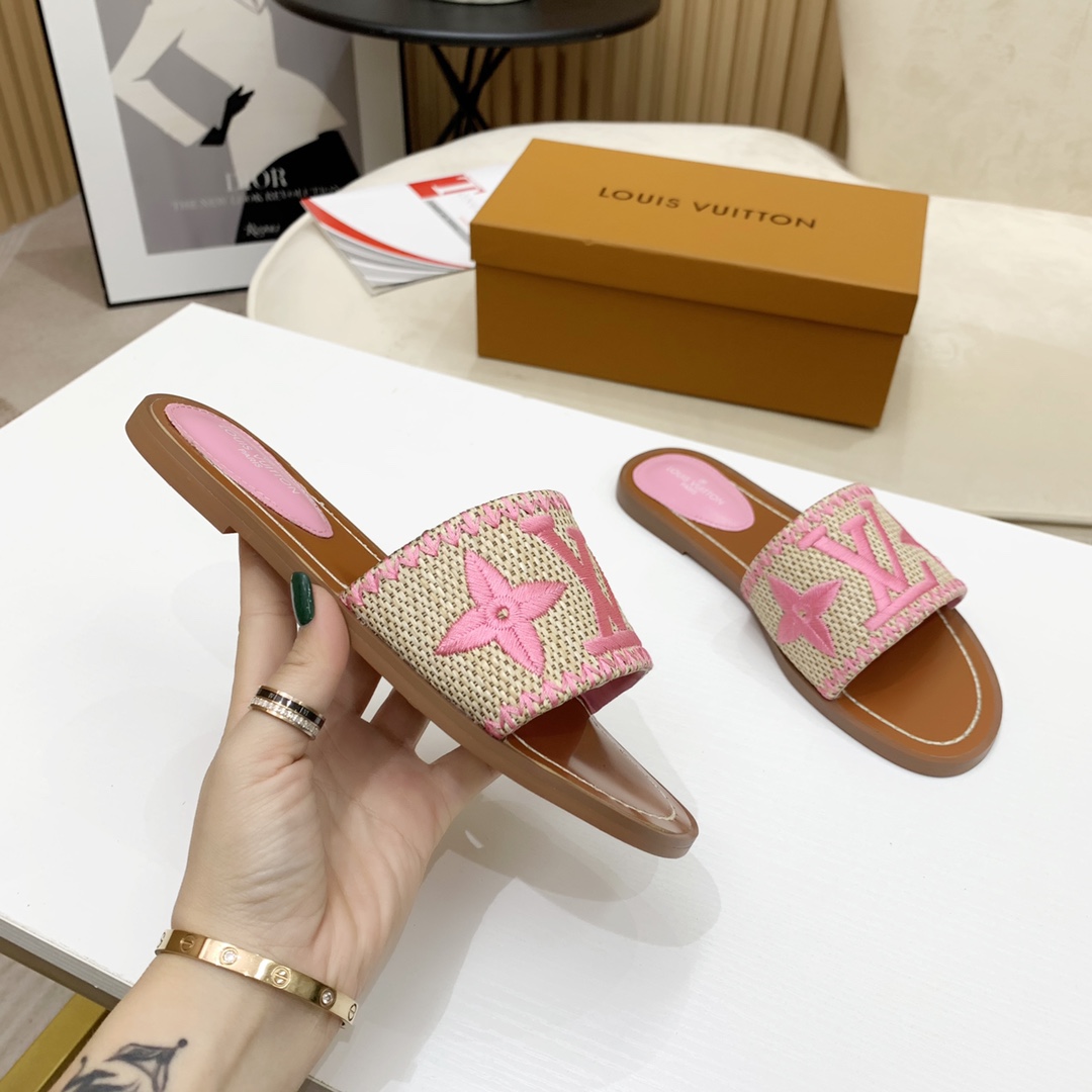 Louis Vuitton Lock It Flat Mule - FashionPlug