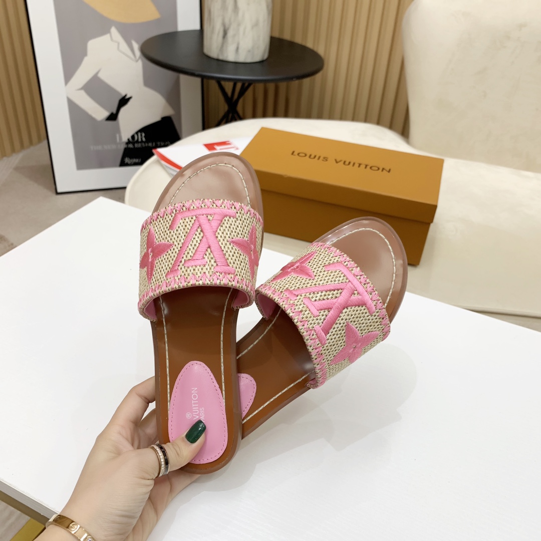 Louis Vuitton Lock It Flat Mule - FashionPlug