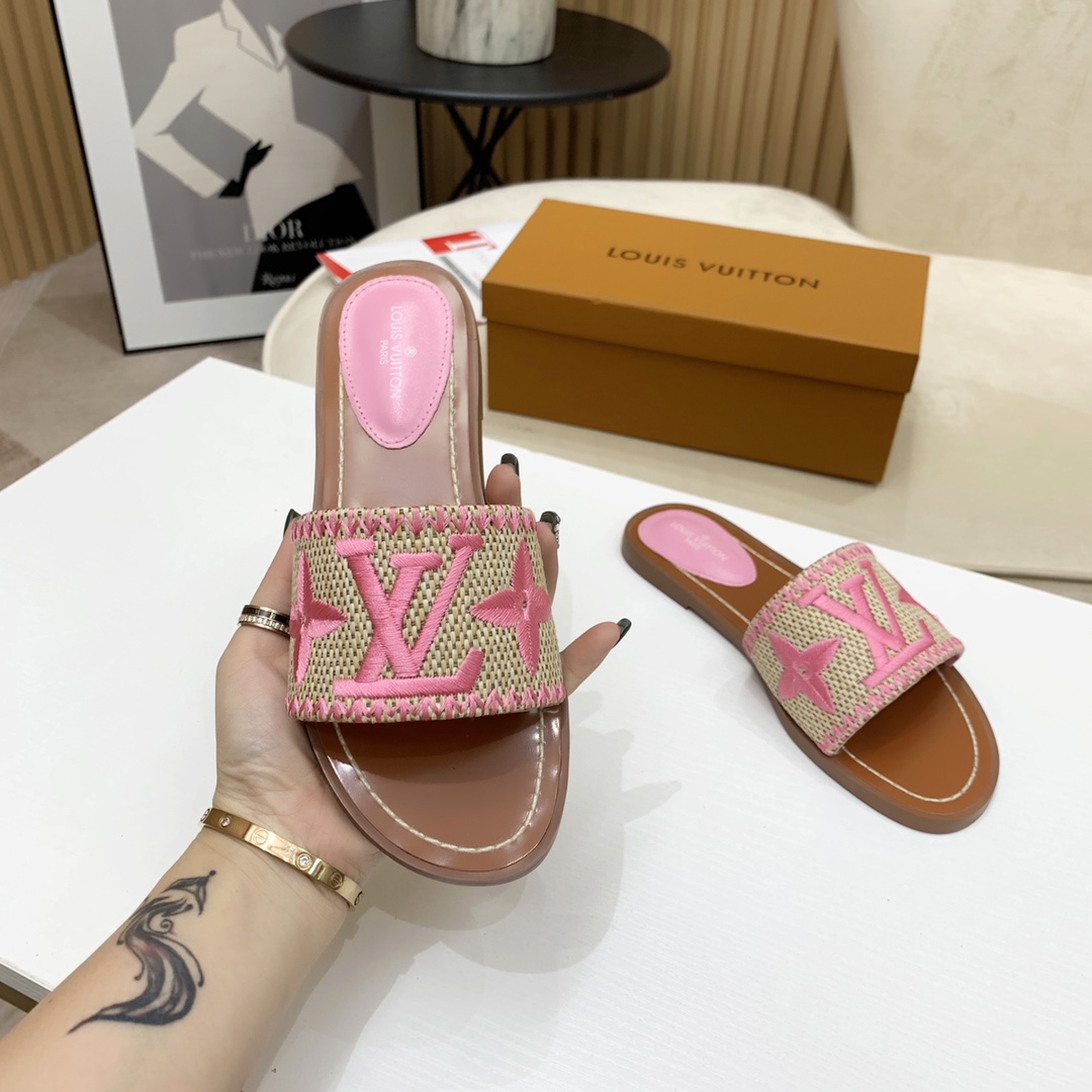 Louis Vuitton Lock It Flat Mule - FashionPlug
