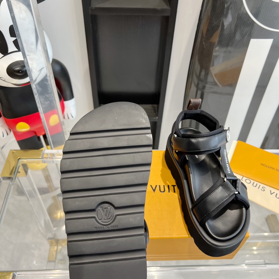 Louis Vuitton Pool Pillow Flat Comfort Sandal - FashionPlug