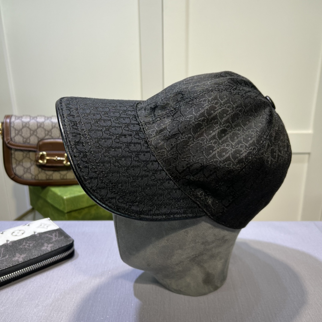 Dior Oblique Baseball Cap - FashionPlug