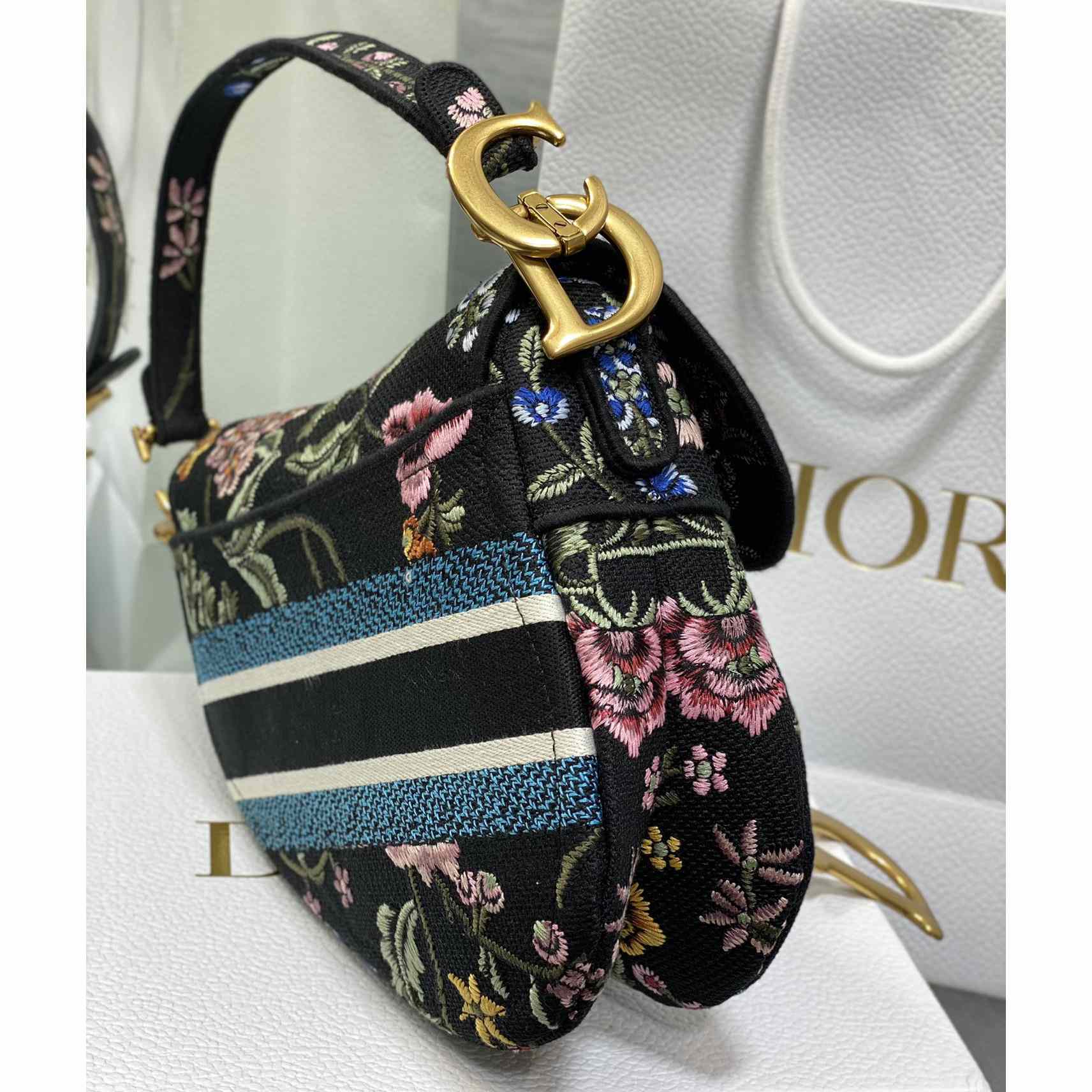 Dior Saddle Bag  - FashionPlug