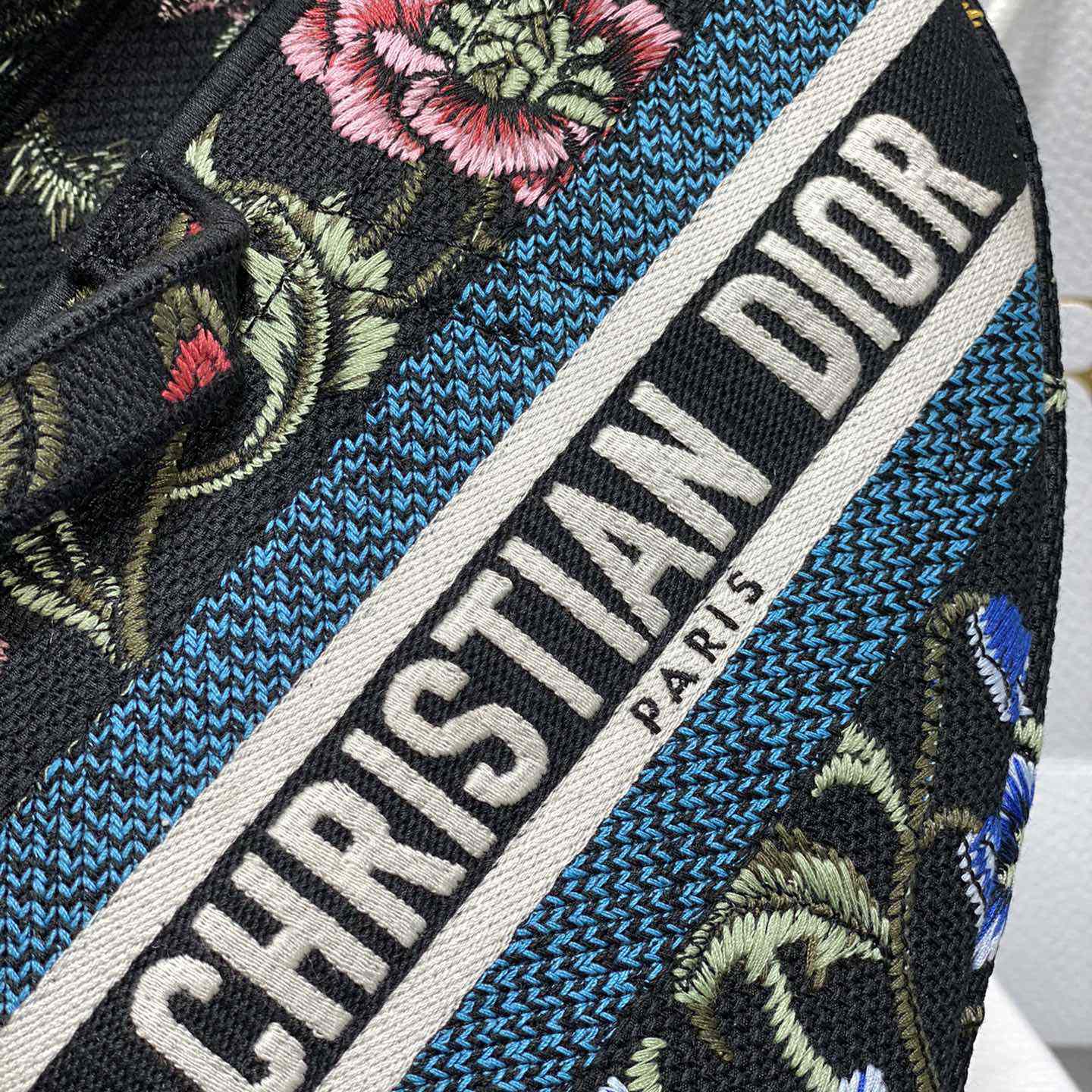 Dior Saddle Bag  - FashionPlug