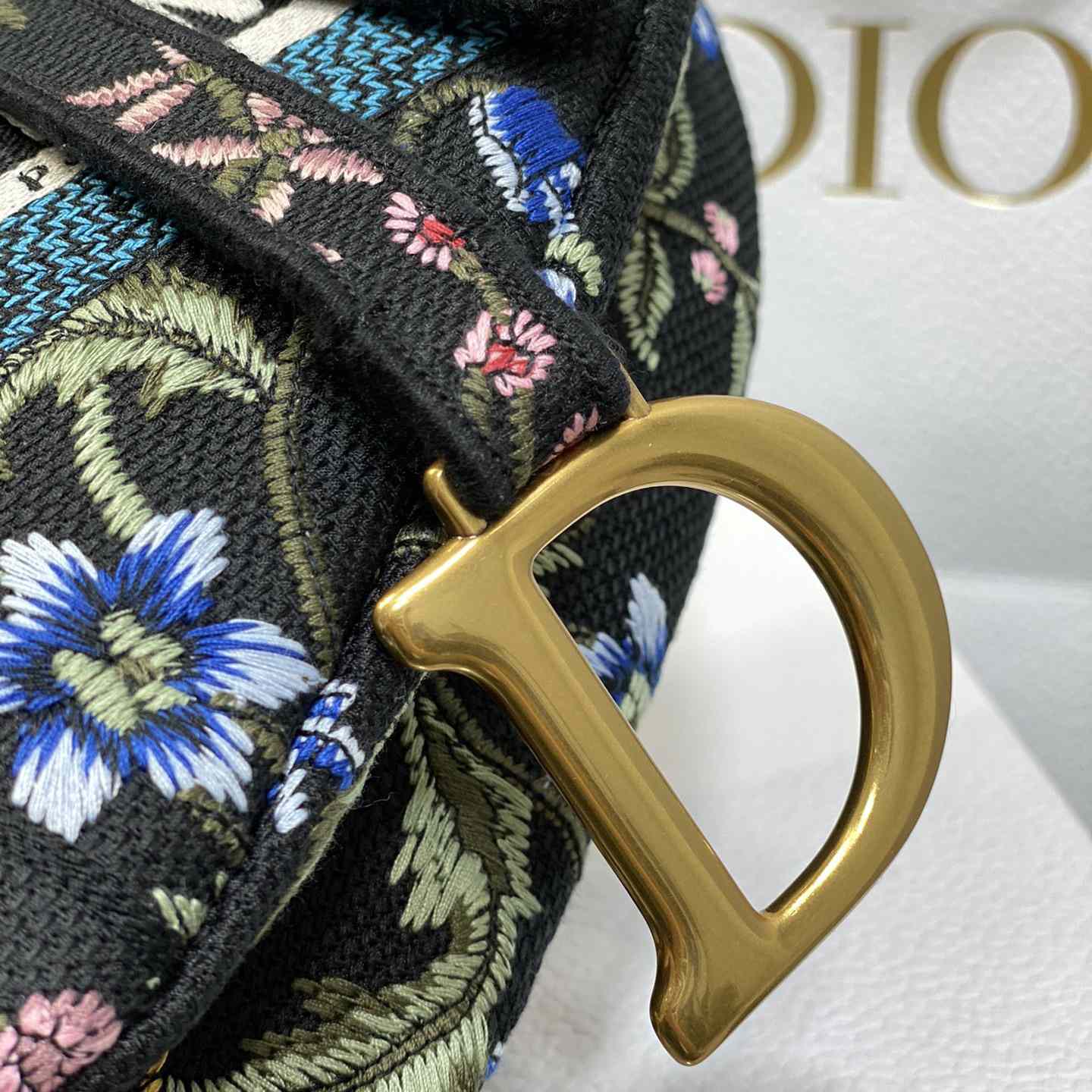 Dior Saddle Bag  - FashionPlug